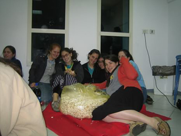 1026. aliza, rimone, yaffa, me, alana, yael